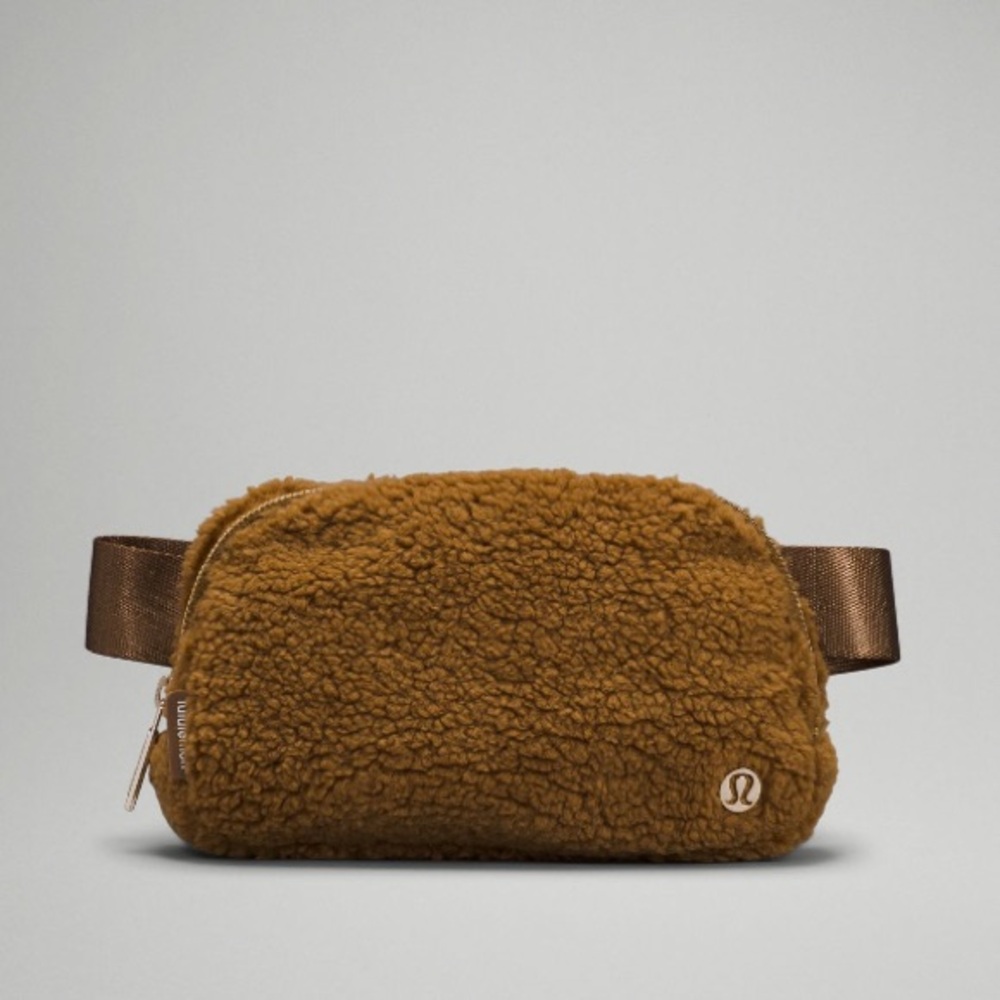 Lululemon Everywhere Belt Bag 1L *Fleece